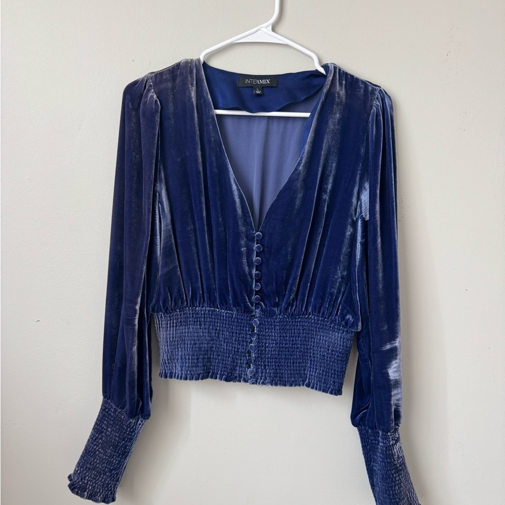 INTERMIX Blue Fitted Long Sleeve Blouse